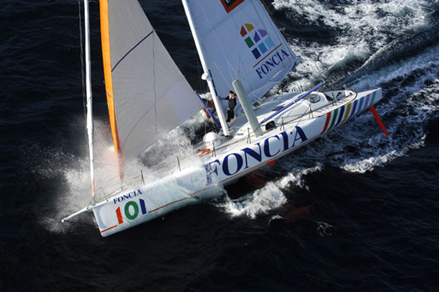 Vendee Globe: Desjoyeaux allunga negli Alisei di Nord Est